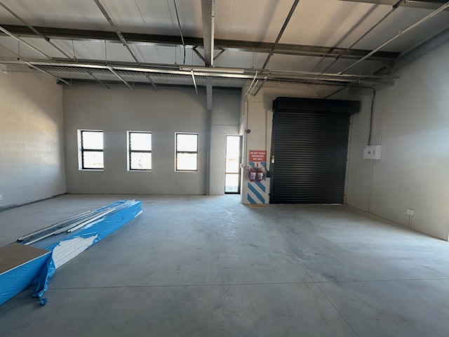 To Let commercial Property for Rent in Marconi Beam Industria Western Cape